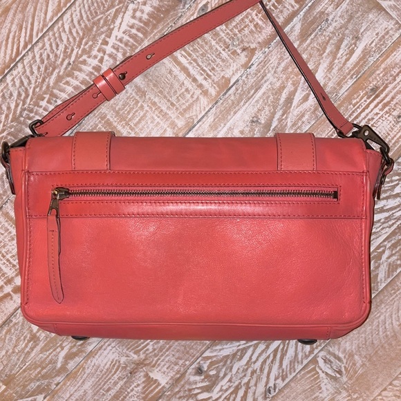 🦴Rag & Bone Large Pilot Crossbody Leather Bag 🦴 - Picture 6 of 11